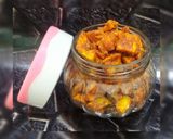 A picture of step 2 of Instant mango pickle.