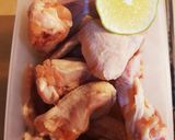 Foto langkah ke 1 dari resep Ayam Goreng Cepat Praktis.