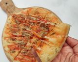 Foto langkah ke 11 dari resep (Sourdough Discard) Homemade Pizza - Sosis & Bakso.