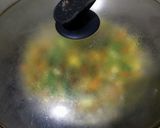 Foto langkah ke 3 dari resep Telur Dadar Pakcoy.