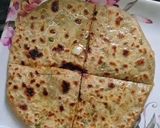 A picture of step 6 of Green Garlic paratha.