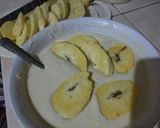 Gambar langkah 3 resipi Pisang goreng rangup.