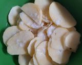 Foto langkah ke 3 dari resep Kentang Kriuk.