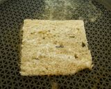 Foto del paso 2 de la receta: Perlas de sandía con crocante de queso y ajobanco