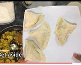 A picture of step 7 of Mini Aloo ka Samosay.