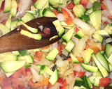 Foto del paso 1 de la receta: Mini tartas de zapallitos 🥗