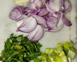 Foto langkah ke 1 dari resep Sayur Sop Jamur Kuping.