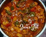 A picture of step 2 of Chicken Jalfrezi.