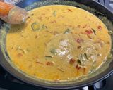 Une image de l'étape 11 de Curry de Julienne au lait de coco, épices et tomates.