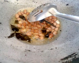 A picture of step 2 of Upma with dahi handi.