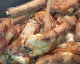 Foto del paso 2 de la receta: Costillas de cerdo aliñadas en salsa de cerveza 🍺💯