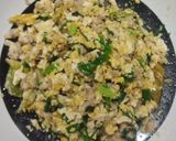 รูปขั้นตอนการทำที่ 3 ของ ผัดหมูสับใส่ไข่