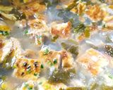 Sóska leves (snidlinges rántottával) recept fázis 6 fotója