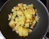 Foto del paso 5 de la receta: Salchichas al Vino con Patatas Pegotòn