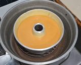 Foto langkah ke 5 dari resep Bolu karamel/bolu sarang semut 4 telur.