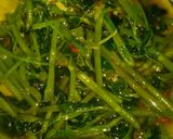 Foto langkah ke 4 dari resep Tumis kangkung.