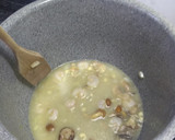 Foto del paso 2 de la receta: Arroz con setas y Gambas
