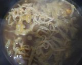 Foto langkah ke 2 dari resep Soto Ayam Shirataki (cuma 5 bahan-Menu diet anak kos!).