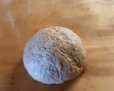 Foto del passaggio 1 della ricetta Piadina al farro con pomodoro rucola e caprino