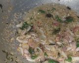A picture of step 6 of Palak tomato curry with cream.