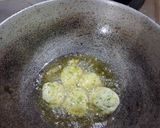 A picture of step 5 of Sago Dahi Vada.