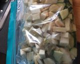 Une image de l'étape 1 de Potage aux céleri-rave, panais, courgette et haricots mungo.