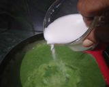 A picture of step 3 of Spinach Soup.