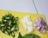 Foto langkah ke 2 dari resep Kikil cabe hijau lada hitam.