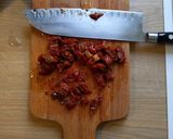Foto del paso 5 de la receta: Tortilla de patata con Tomate seco y parmesano