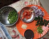 A picture of step 1 of Rava upma.