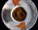 A picture of step 2 of Homemade Garam masala.