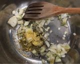 Spagetti párizsival recept fázis 5 fotója