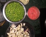 A picture of step 2 of લીલા ચણાનું શાક અને બાજરાનો રોટલો.