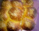 A picture of step 5 of Easter party snack.