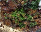 कारल्या ची भाजी, खट्टी मिठी (karlyachi bhaji recipe in marathi) रेसिपी स्टेप 3 फोटो 