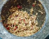 รูปขั้นตอนการทำที่ 3 ของ น้ำพริกมะขามผัดไก่สับ