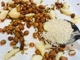 લસણ ની ચટણી (Garlic Chutney Recipe In Gujarati)