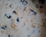Foto del paso 2 de la receta: Galletas de "gachas" sin azúcares agregados 🍇