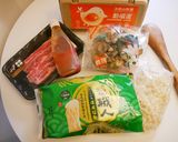 A picture of step 1 of Easy 'Night Market Teppanyaki Noodles' - Convenient and Delicious in One Pan!.