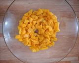 Foto langkah ke 3 dari resep Es Puding buah Mangga.
