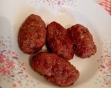 Pas rețetă Mititei din carne de vită și oaie 3 fotografie