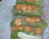 Foto langkah ke 3 dari resep Vietnam spring roll.