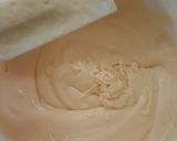 Foto langkah ke 4 dari resep Bolu marmer keju.