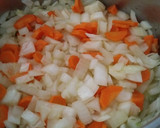 Foto del paso 1 de la receta: Garbanzos con tomate