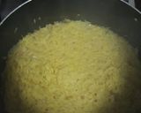 صورة لخطوة 4 من وصفة طريقة عمل ارز اصفر لذييذ