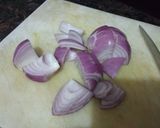 A picture of step 3 of Masala paneer Kathi roll.