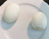 Foto del paso 1 de la receta: Pincho Donosti (Ensaladilla de Txaka y Langostinos)