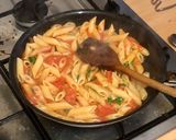 A picture of step 5 of Cherry Tomato Pasta.