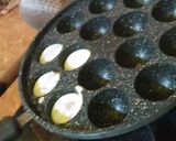 Foto langkah ke 4 dari resep Takoyaki Sosis.