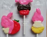 Gambar langkah 4 resipi My melody choc lolipop.